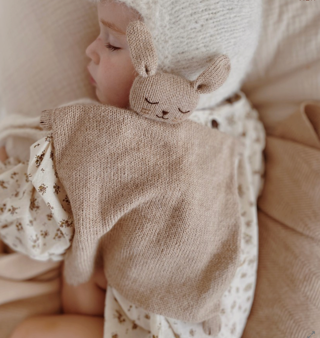 Knit cuddle cloth 安撫巾| bunny sand
