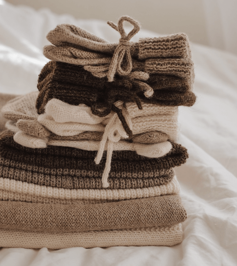 Knitted baby booties| dark mocha
