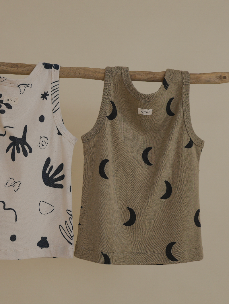 Dusky Midnight Vest