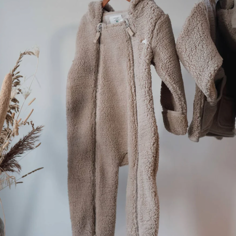 PELUCHE teddy suit w. ears