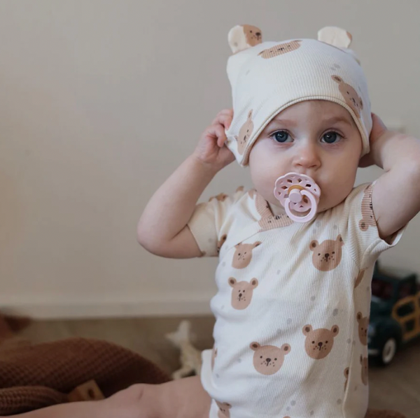BENJI beanie w. ears-Teddy tumble