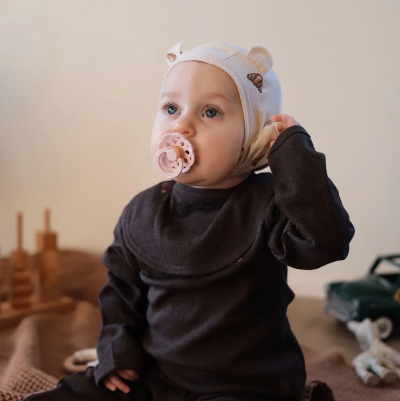 OREILLES baby helmet NEW