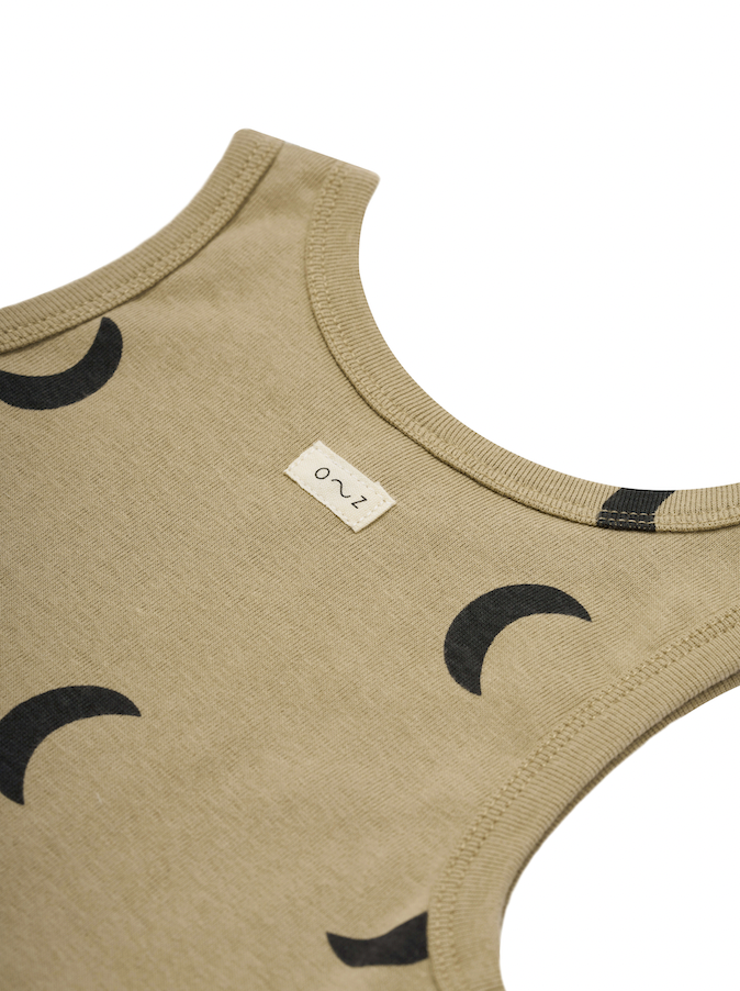 Dusky Midnight Vest