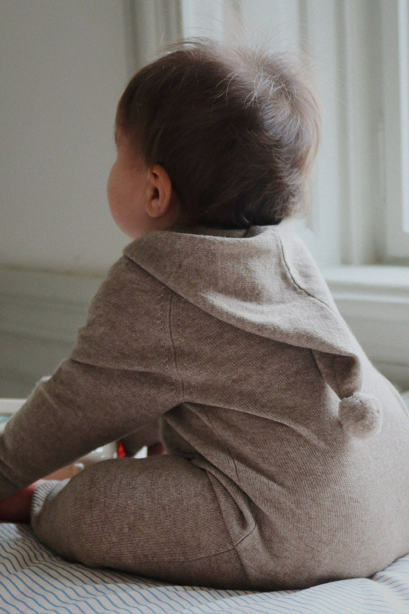 MATTOU KNIT ONESIE-LIGHT BROWN