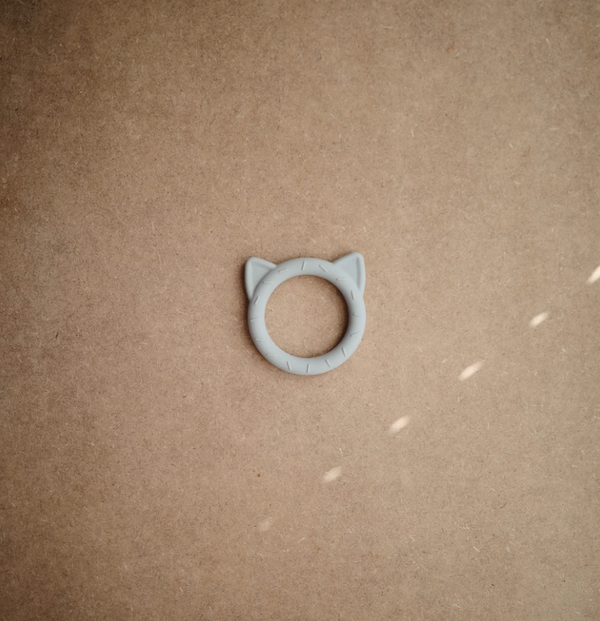 Mushie Teether Cat 牙膠 (Stone)