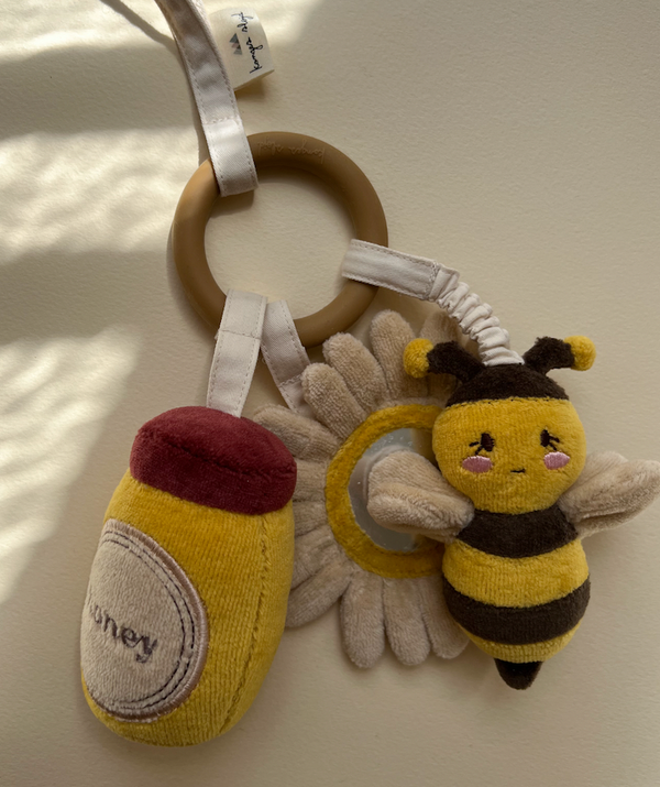 ACTIVITY RING BEE